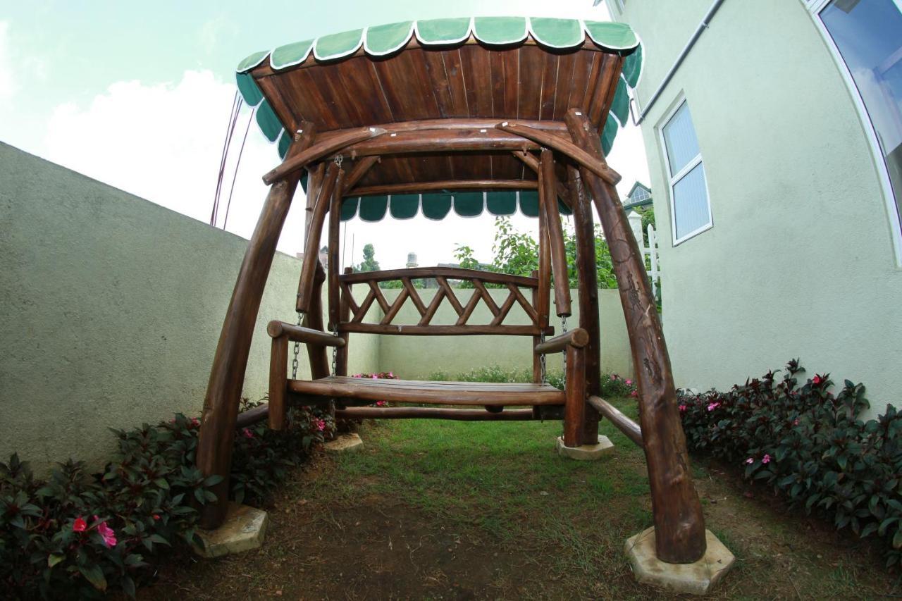 The Hamlyn Bed & Breakfast Nuwara Eliya Exterior photo